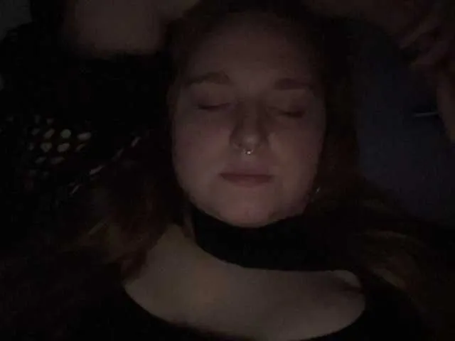 Live sex webcam photo for thickgingergoddess #290872349