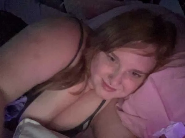 Live sex webcam photo for thickgingergoddess #291416461
