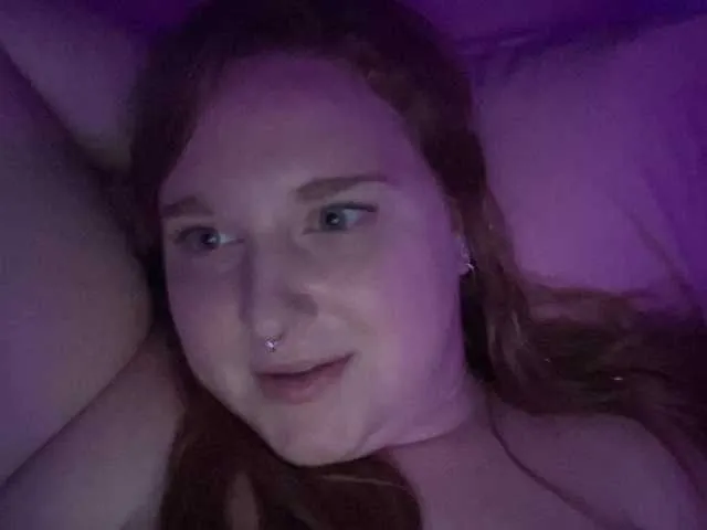Live sex webcam photo for thickgingergoddess #291478825