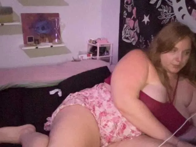 Live sex webcam photo for thickgingergoddess #291717881