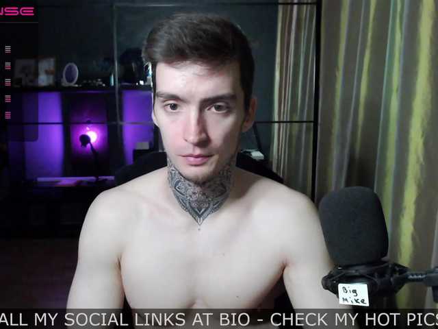 Live sex webcam photo for this-is-andy #274577715