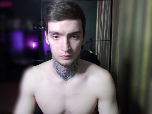 Live sex webcam photo for this-is-andy #274686055