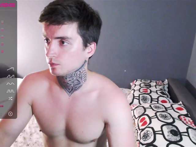 Live sex webcam photo for this-is-andy #275546095