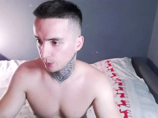 Live sex webcam photo for this-is-andy #275641912