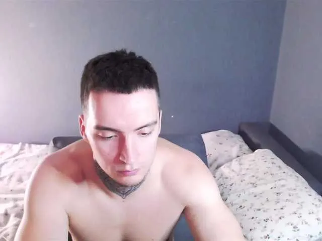 Live sex webcam photo for this-is-andy #275767395