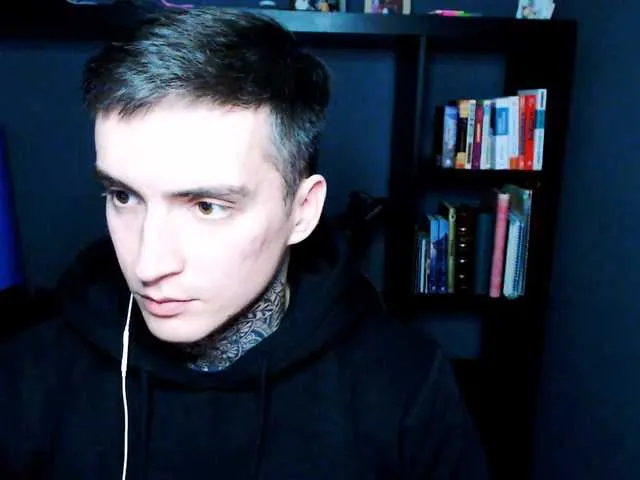 Live sex webcam photo for this-is-andy #276323393