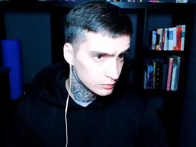 Live sex webcam photo for this-is-andy #276330870