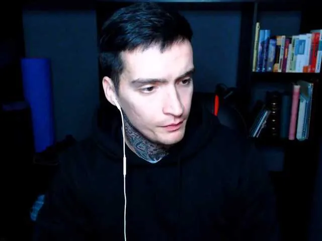 Live sex webcam photo for this-is-andy #276351280