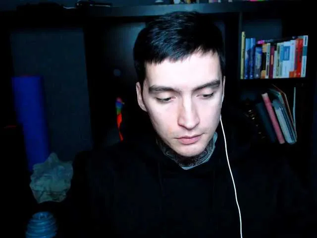 Live sex webcam photo for this-is-andy #276358062