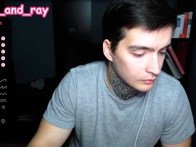 Live sex webcam photo for this-is-andy #276621959