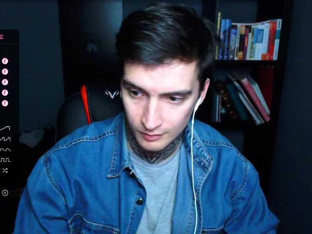 Live sex webcam photo for this-is-andy #276642905