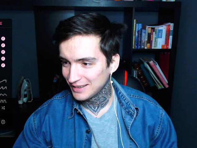 Live sex webcam photo for this-is-andy #276697673