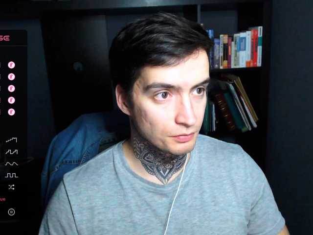 Live sex webcam photo for this-is-andy #276784184