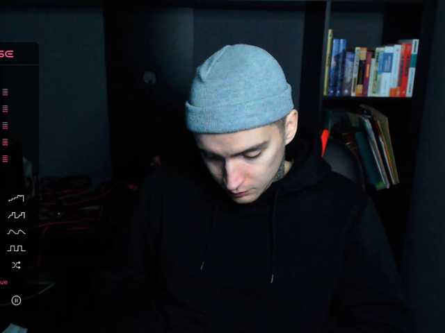 Live sex webcam photo for this-is-andy #276893652