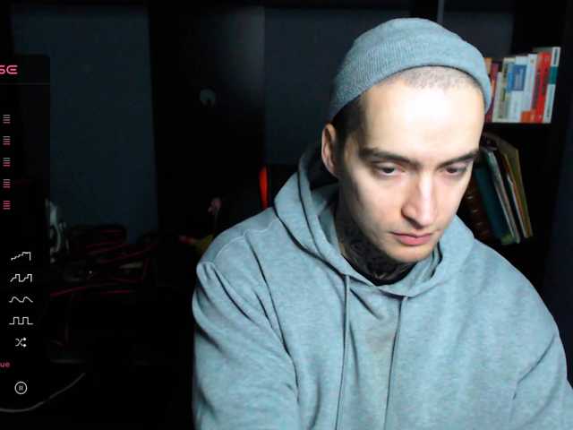 Live sex webcam photo for this-is-andy #276901233