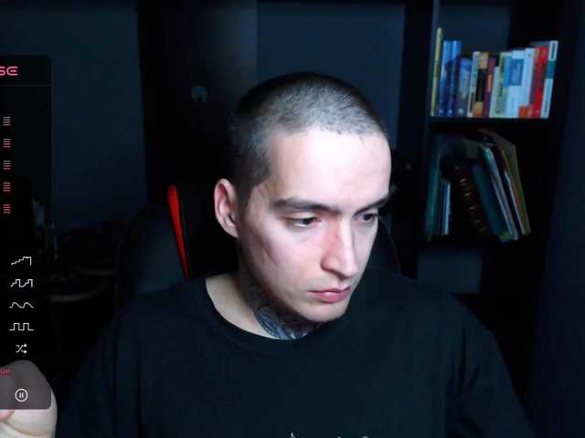 Live sex webcam photo for this-is-andy #276936626