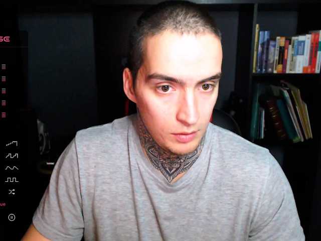 Live sex webcam photo for this-is-andy #276999661