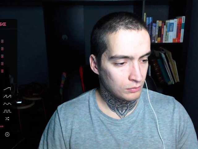 Live sex webcam photo for this-is-andy #277030416