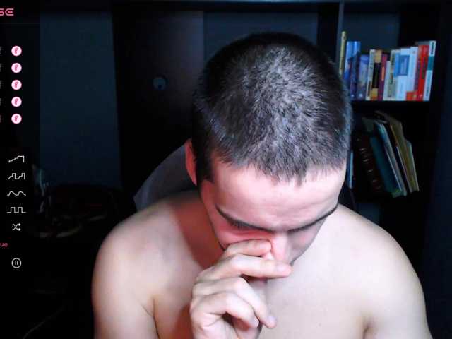 Live sex webcam photo for this-is-andy #277054852