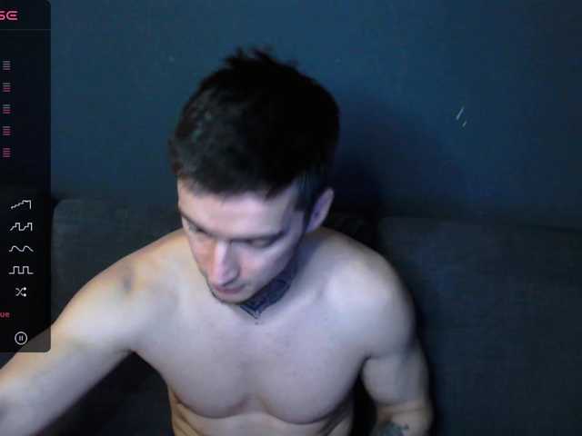 Live sex webcam photo for this-is-andy #277707651