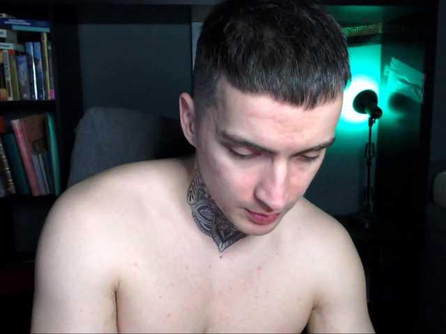 Live sex webcam photo for this-is-andy #290312265