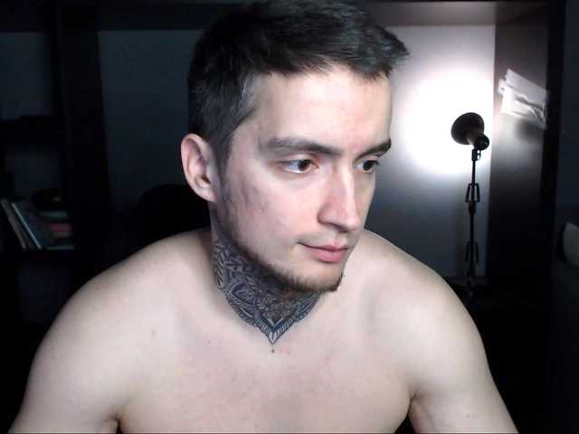 Live sex webcam photo for this-is-andy #290442932