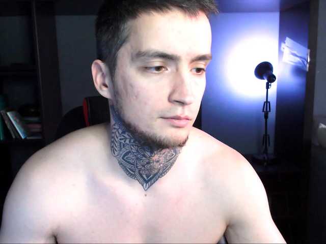 Live sex webcam photo for this-is-andy #290444925