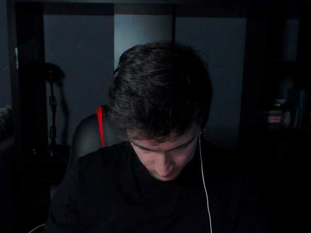 Live sex webcam photo for this-is-andy #291018177