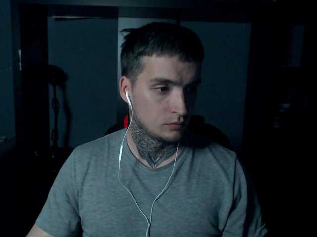 Live sex webcam photo for this-is-andy #291134967