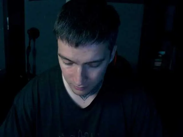 Live sex webcam photo for this-is-andy #291165797