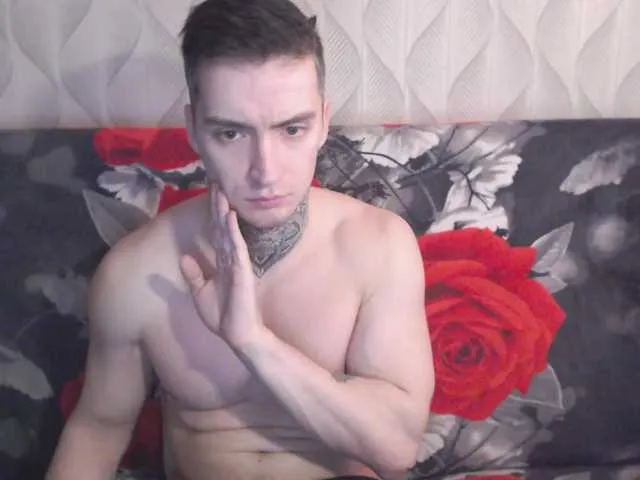 Live sex webcam photo for this-is-andy #293052918