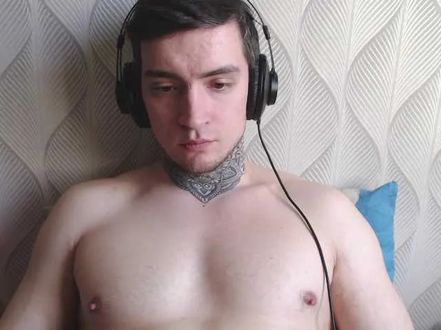 Live sex webcam photo for this-is-andy #293448194