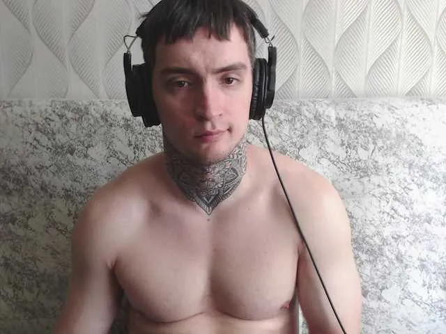Live sex webcam photo for this-is-andy #293766158