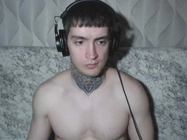 Live sex webcam photo for this-is-andy #293816575