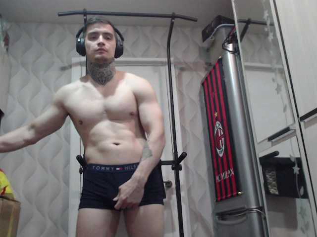 Live sex webcam photo for this-is-andy #294226142