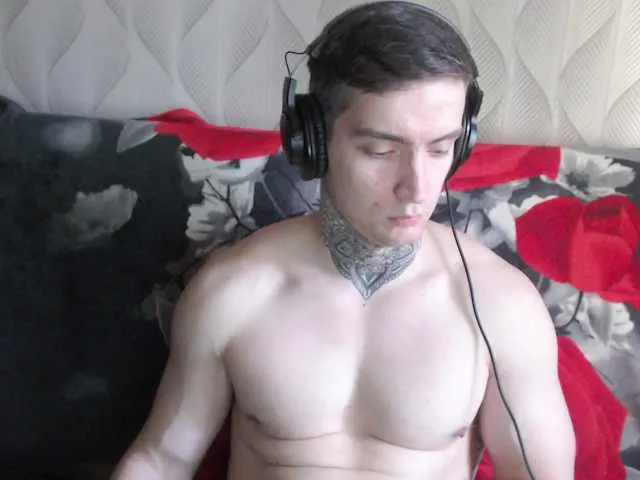 Live sex webcam photo for this-is-andy #294242680