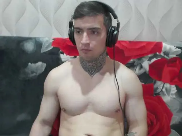 Live sex webcam photo for this-is-andy #294257102