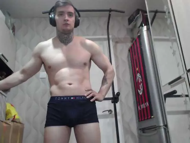 Live sex webcam photo for this-is-andy #294279952
