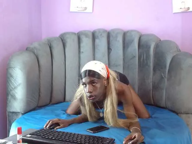 Live sex webcam photo for tifanysanchez #277966062