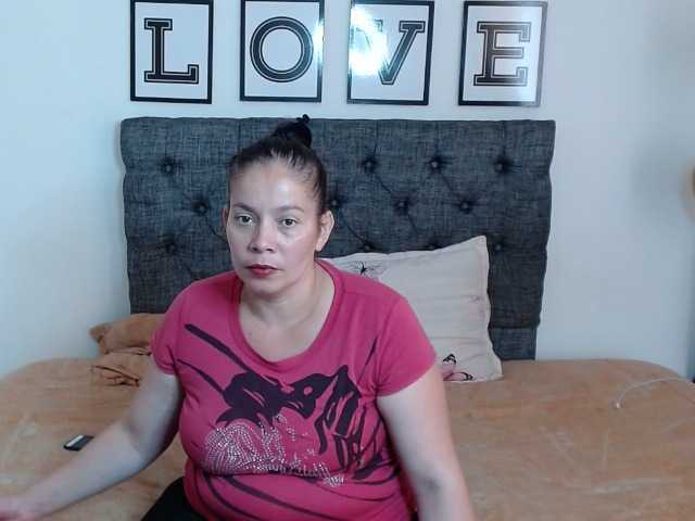 Live sex webcam photo for tiffa1hot #271844447