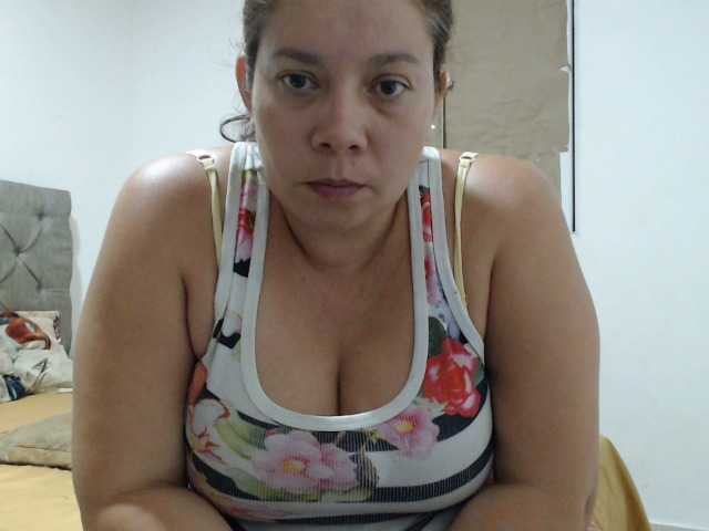 Live sex webcam photo for tiffa1hot #276092702