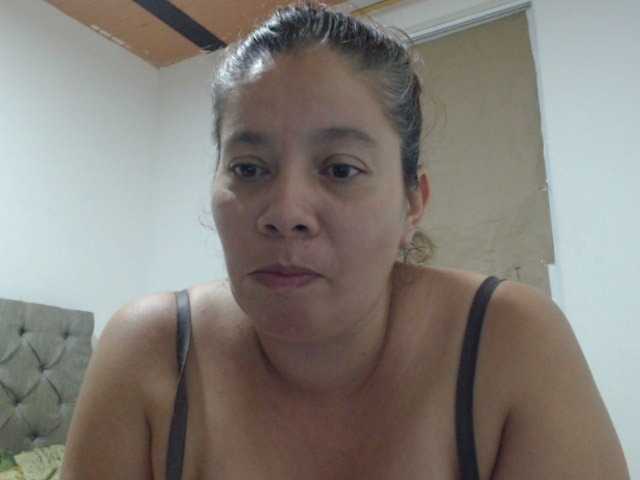 Live sex webcam photo for tiffa1hot #276444683