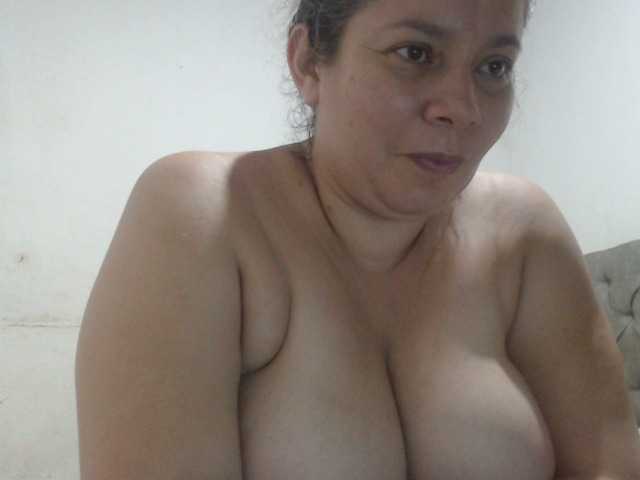 Live sex webcam photo for tiffa1hot #277864678