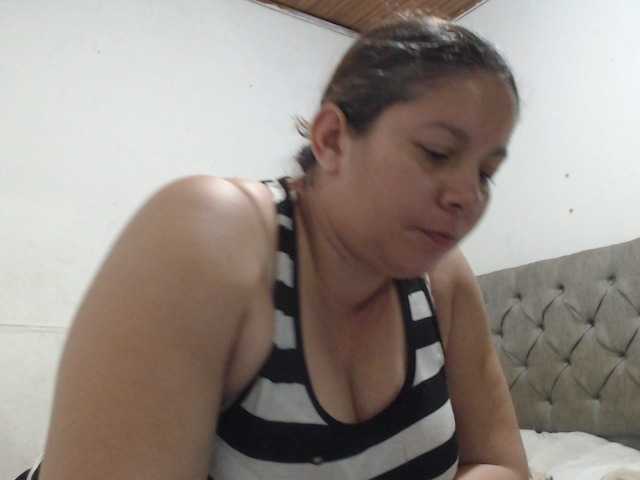 Live sex webcam photo for tiffa1hot #278216866