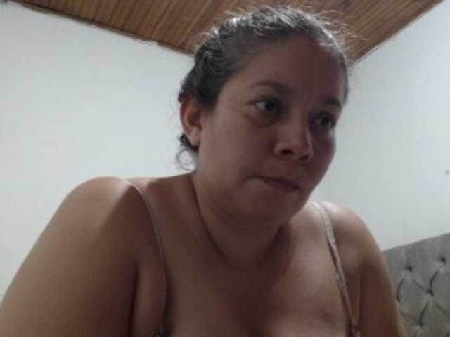 Live sex webcam photo for tiffa1hot #278222492