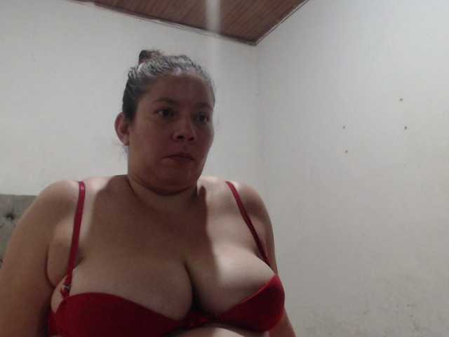 Live sex webcam photo for tiffa1hot #287956439