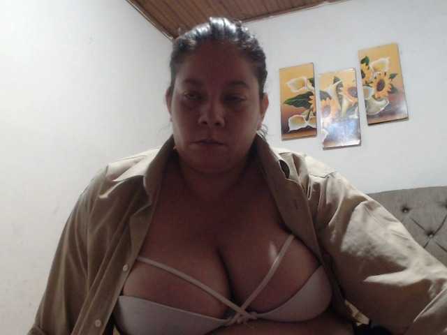 Live sex webcam photo for tiffa1hot #289723481