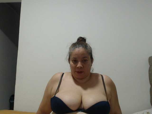 Live sex webcam photo for tiffa1hot #290351980