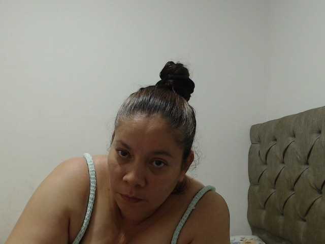 Live sex webcam photo for tiffa1hot #290373179