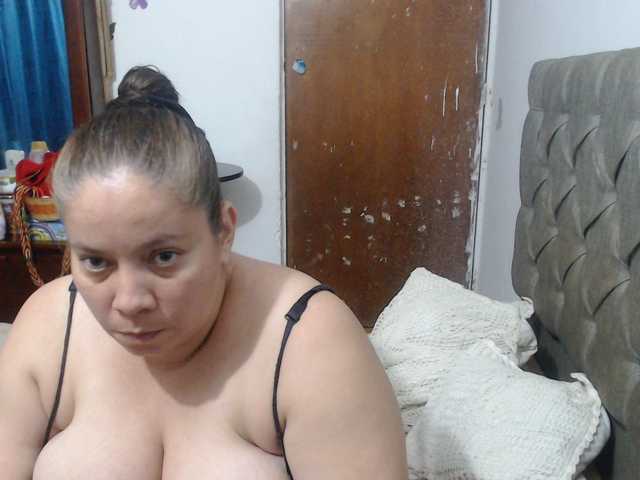 Live sex webcam photo for tiffa1hot #291540233